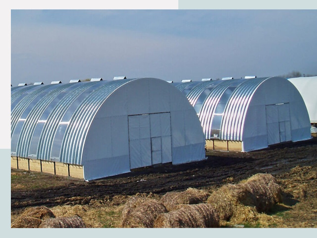 Сельскохозяйственные здания в Изобильном